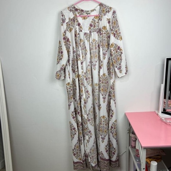 Show Me Your Mumu Karmyn Cape in Flower Shower Floor length Size medium BOHO - Picture 2 of 10